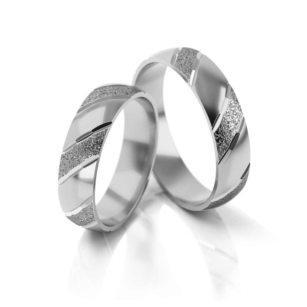 4 W